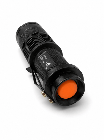Mini Black Airsoft CREE zseblámpa újratölthető akkumulátorral és töltővel